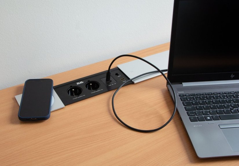 Zásuvkový box s posuvným krytom – 2x 230V zásuvka, USB A, USB C, HDMI, RJ45, bezdrátová nabíječka
