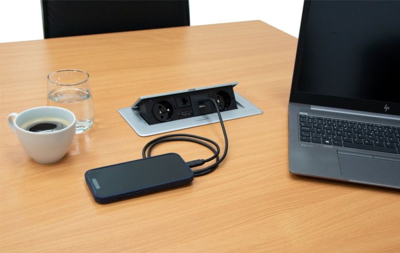 Zásuvkový box s výklopným krytem - 2x 230V zásuvka, USB A, USB C, HDMI, RJ45 - Barva: Černá
