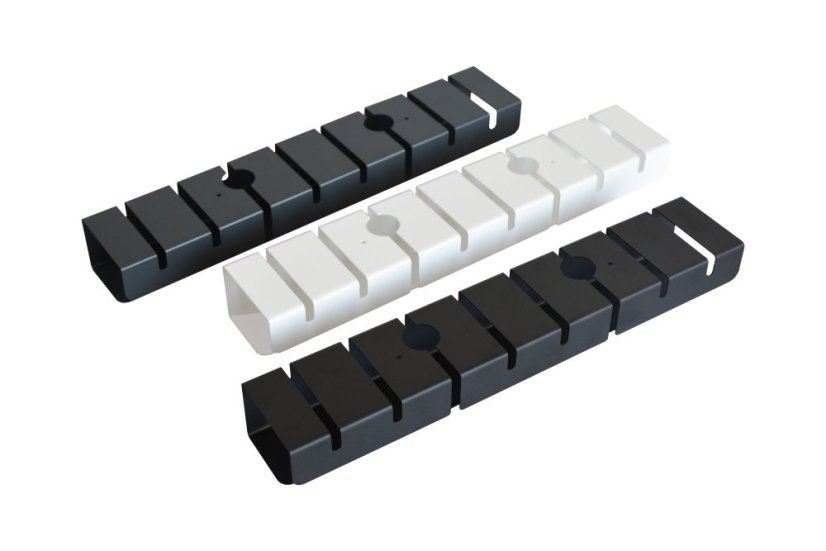 Kovový káblový organizér 440 mm - Farba: RAL 9005 čierna